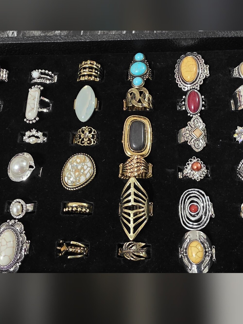Paparazzi Lot of Rings - Picture 3 of 6